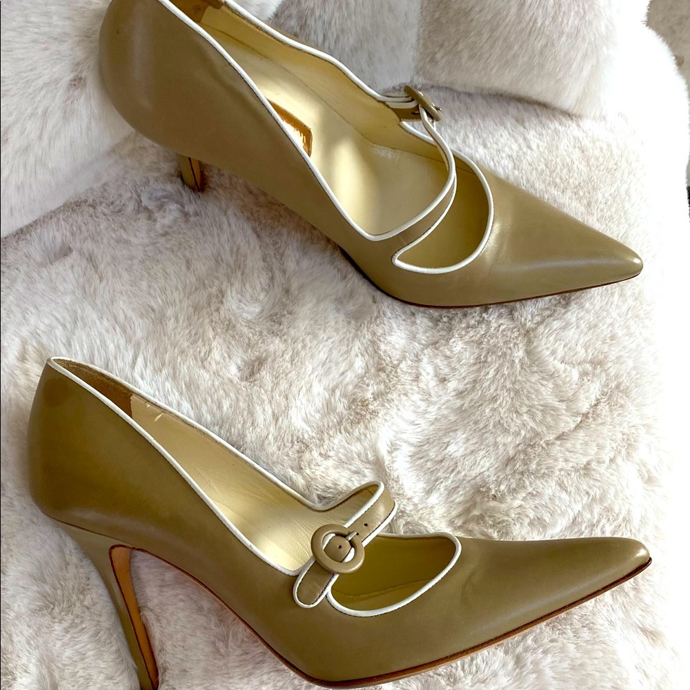 Mary Jane heels